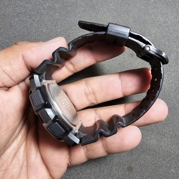 CASIO AE-1000W 3198 Men’s Quartz World Time Digital WR 100M Watch Working shows - Picture 6 of 9